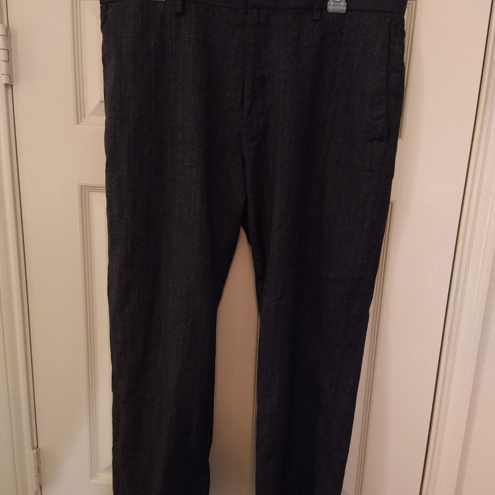 Banana Republic Modern Slim Fit Chino Pants Men's sz 36x26. - Picture 3 of 7